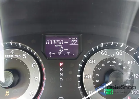 2017 Honda Odyssey Se from USA, damaged, VIN 5FNRL5H30HB014780